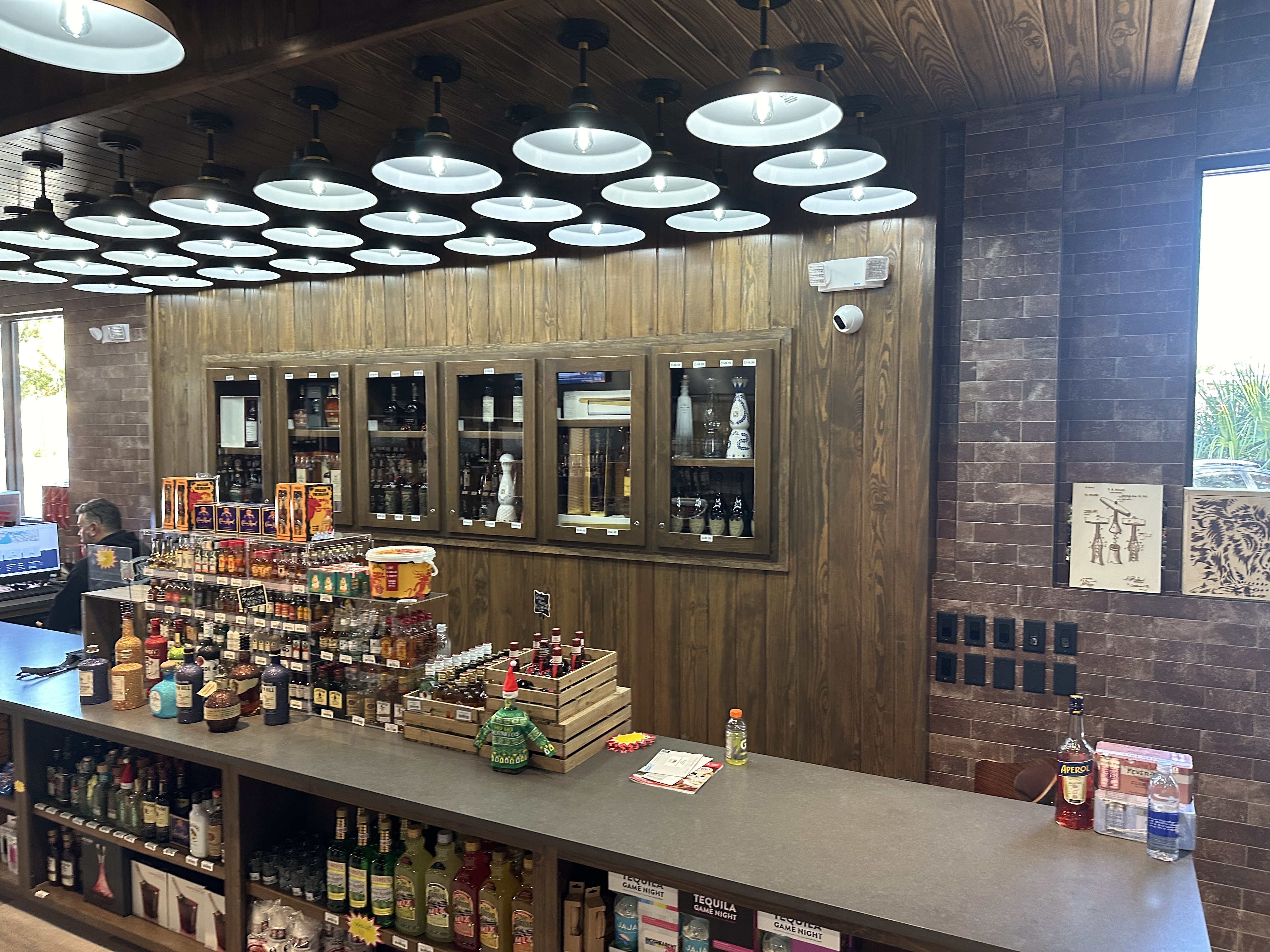 Prudential Club | Mini Liquor & Wine Bottles Displays